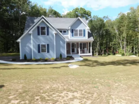 7 Hilltop Dr, Ledyard, CT 06339 photo 1
