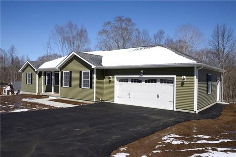 9 Hilltop Dr, Ledyard, CT 06339 photo 1
