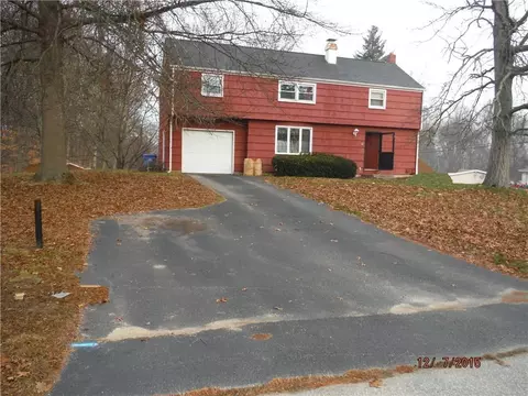 2 Chestnut Ln, Ledyard, CT 06339 photo 1