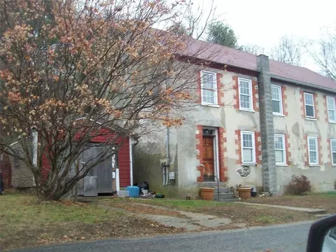 15 Mason Ter, North Grosvenor Dale, CT 06255 photo 1