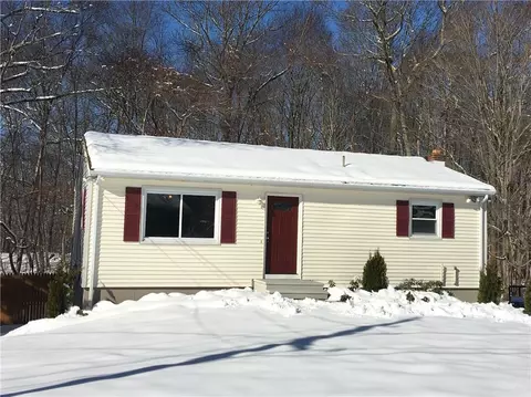 15 Lake St, Ledyard, CT 06339 photo 1