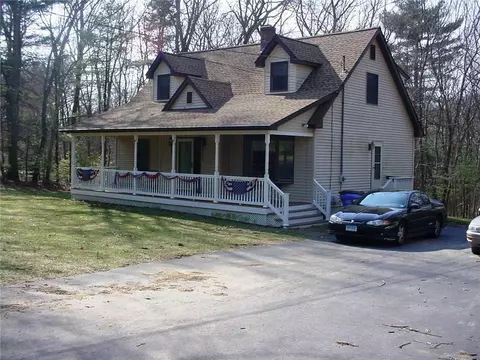 137 Snake Meadow Rd, Killingly, CT 06239 photo 1