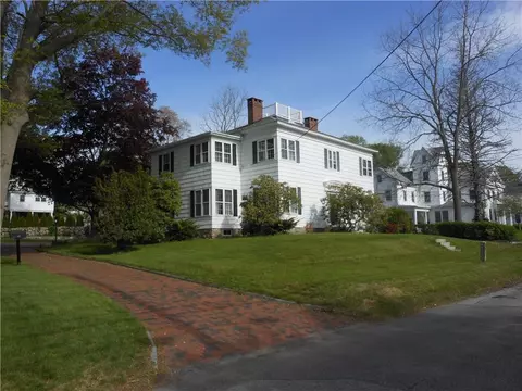 181 High St, Mystic, CT 06355 photo 1
