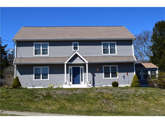 70 Williams St, Groton, CT 06340 photo 1