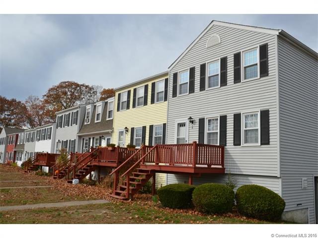 6 Lakeside Dr #R, Ledyard, CT 06339 photo 1