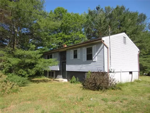 1188 Hartford Pike, Killingly, CT 06241 photo 1