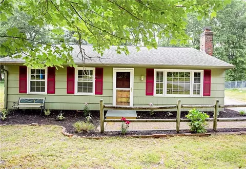 151 Gallup Hill Rd, Ledyard, CT 06339 photo 1