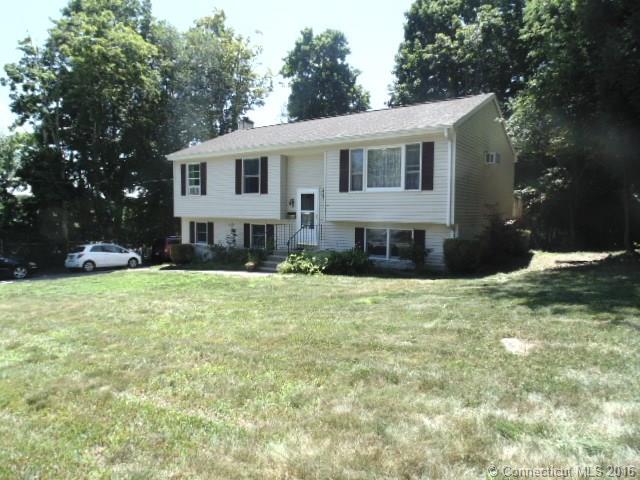 15 Whipple Ave, Norwich, CT 06360 photo 1