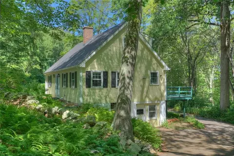 81 Silas Deane Rd, Ledyard, CT 06339 photo 1