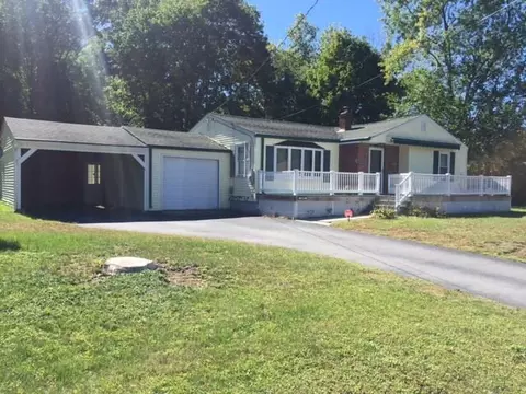 1097 Davis Ave, Killingly, CT 06239 photo 1