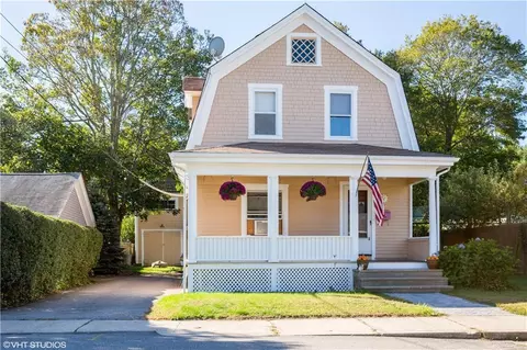 26 Stanton St, Pawcatuck, CT 06379 photo 1