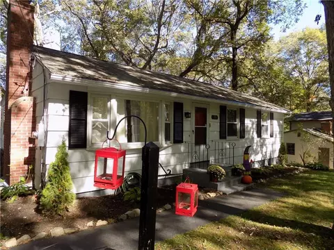 15 Iron St, Ledyard, CT 06339 photo 1