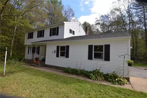 818 Colonel Ledyard Hwy, Ledyard, CT 06339 photo 1