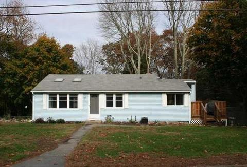 4 Hill St, Ledyard, CT 06339 photo 1