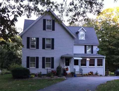 22 Mortimer Rd, Moosup, CT 06354 photo 1