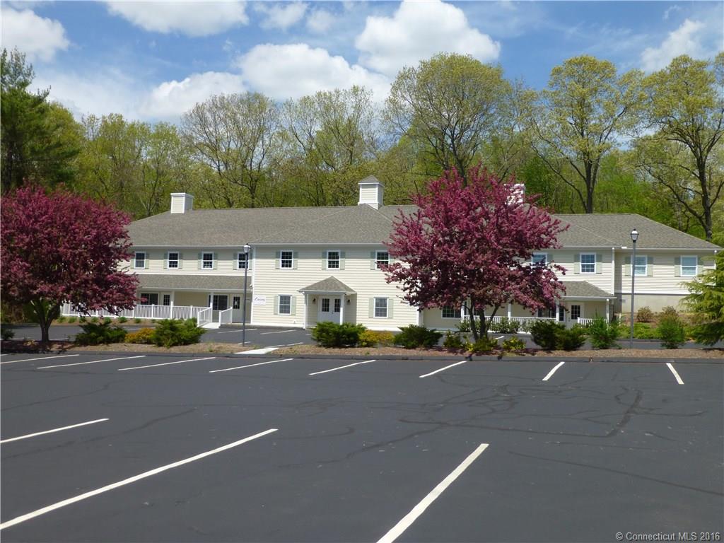 2 Chapman Ln, Ledyard, CT 06335 photo 1