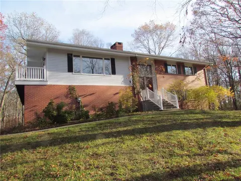 56 Seabury Ave, Ledyard, CT 06339 photo 1
