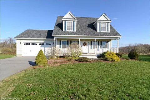 6 Mcclimon Rd, Preston, CT 06365 photo 1