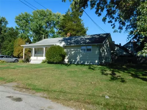 19 Jordan Dr, Norwich, CT 06360 photo 1