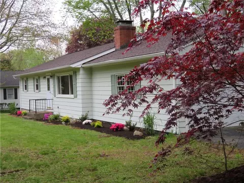 192 Case St, Norwich, CT 06360 photo 1