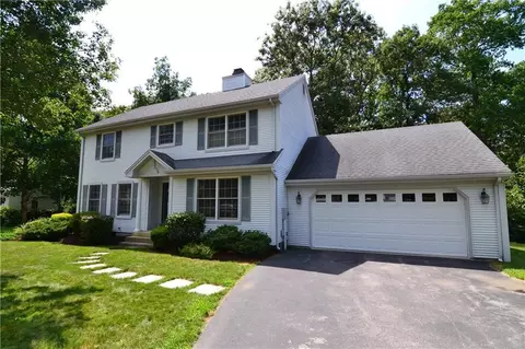 49 Payer Ln, Mystic, CT 06355 photo 1