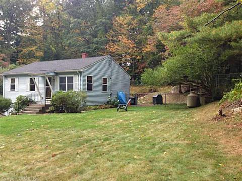 10 Center Dr, Ledyard, CT 06339 photo 1