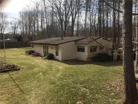 137 Boulevard Rd, Windham, CT 06256 photo 1