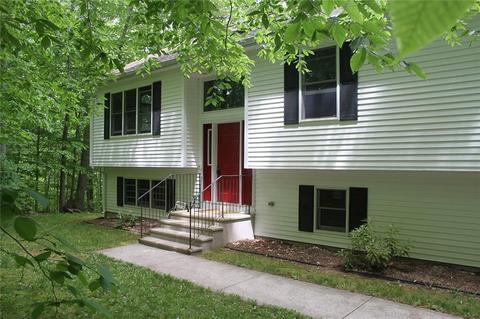 15 Old Colony Ln, Ledyard, CT 06339 photo 1