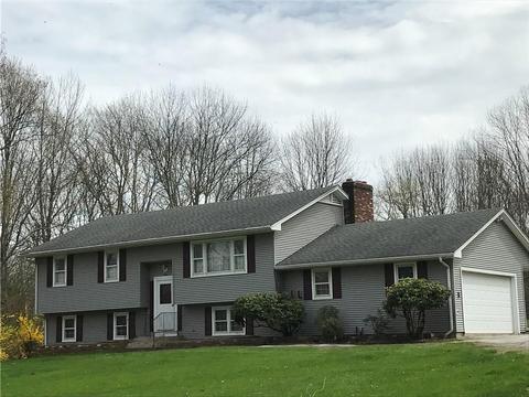 440 Putnam Rd, Plainfield, CT 06374 photo 1