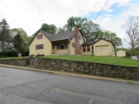 95 Franklin St, Killingly, CT 06239 photo 1