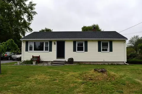 2 James St, Plainfield, CT 06374 photo 1