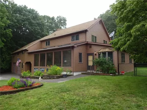 2 Fargo Dr, Ledyard, CT 06339 photo 1