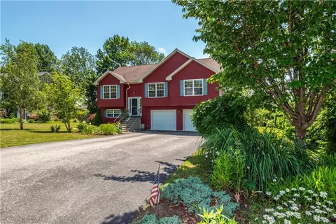 5 Glen Rain Rd, Killingly, CT 06241 photo 1