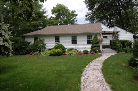 27 Tabor Rd, Griswold, CT 06351 photo 1