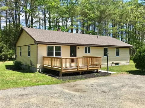 322 Mashentuck Rd, Killingly, CT 06239 photo 1