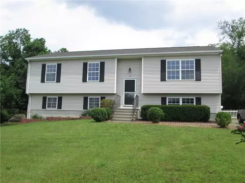 22 Stanmark Dr, Plainfield, CT 06374 photo 1