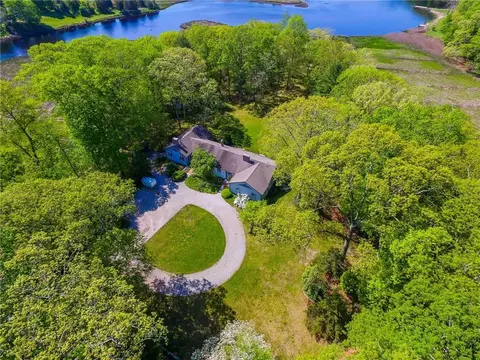 1206 River Rd, Mystic, CT 06355 photo 1