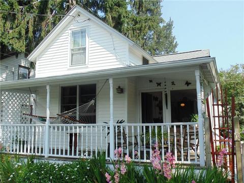 3 S Pine St, East Lyme, CT 06357 photo 1