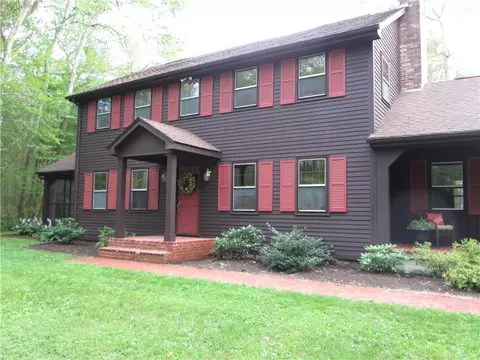 719 Cook Hill Rd, Killingly, CT 06239 photo 1