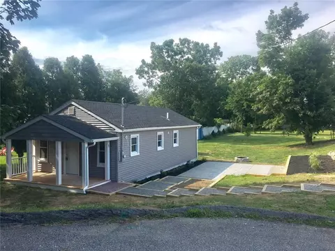 5 Fuller Ct, Niantic, CT 06357 photo 1