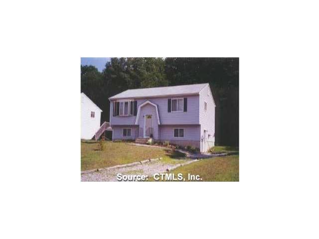161 Colonial Rd, Plainfield, CT 06374 photo 1