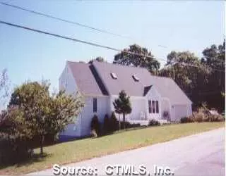 Undisclosed, Westerly, RI 02891 photo 1