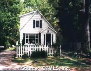 Undisclosed, Niantic, CT 06357 photo 1