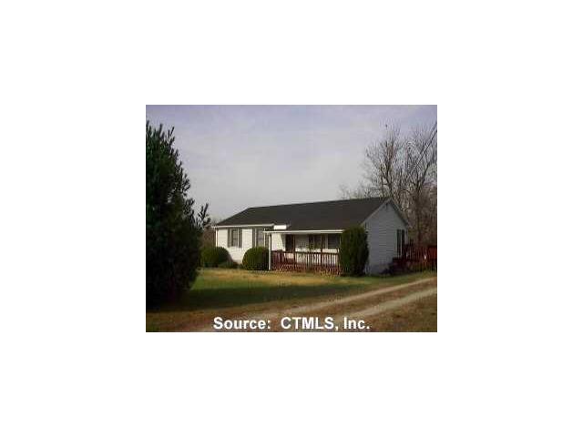 54 Charlotte Dr, Plainfield, CT 06374 photo 1