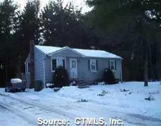 Undisclosed, Thompson, CT 06277 photo 1