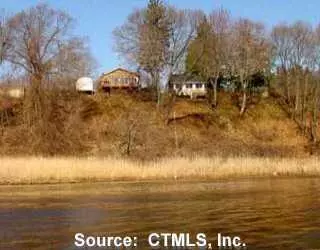 Undisclosed, Preston, CT 06365 photo 1