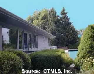 Undisclosed, Westerly, RI 02891 photo 1