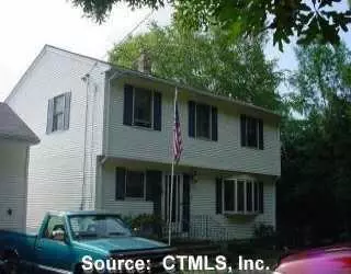 Undisclosed, Thompson, CT 06277 photo 1