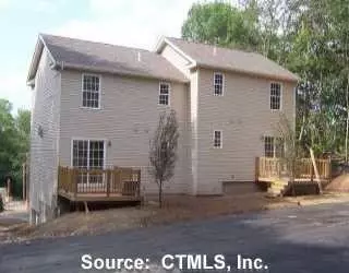 Undisclosed, Norwich, CT 06360 photo 1