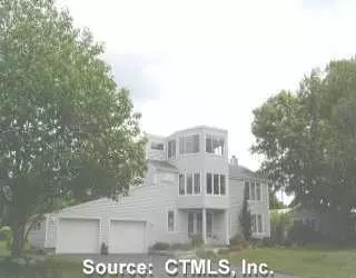 Undisclosed, Groton, CT 06340 photo 1